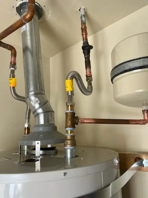 Water heater installation and plumbing repair in South Lakes